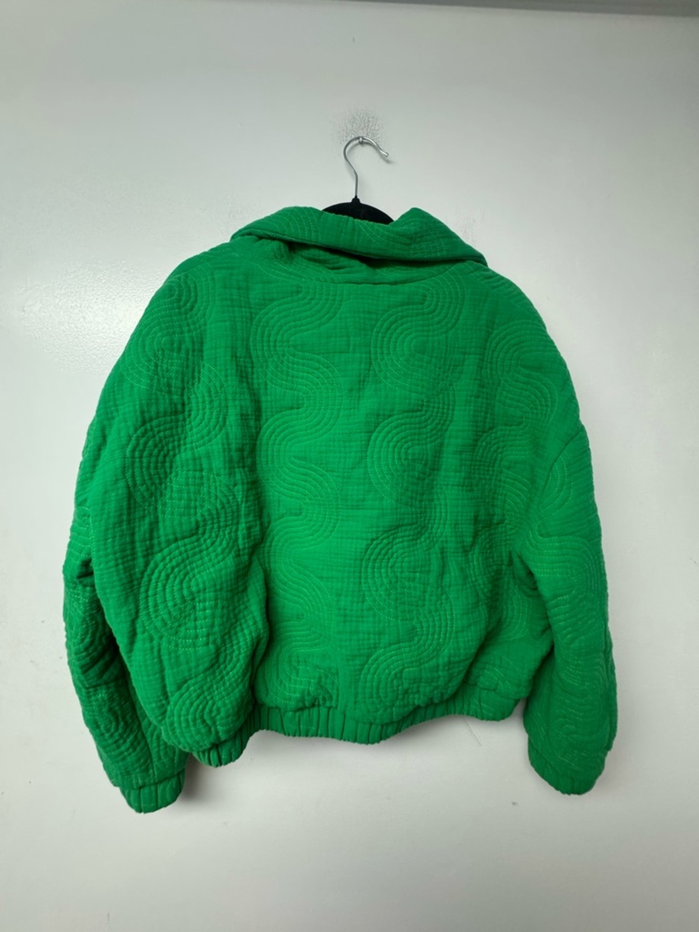 Urban Outfitters BDG Quilted Jacket Womens XS Green Cropped Zip Textured Swirl B - Picture 4 of 10